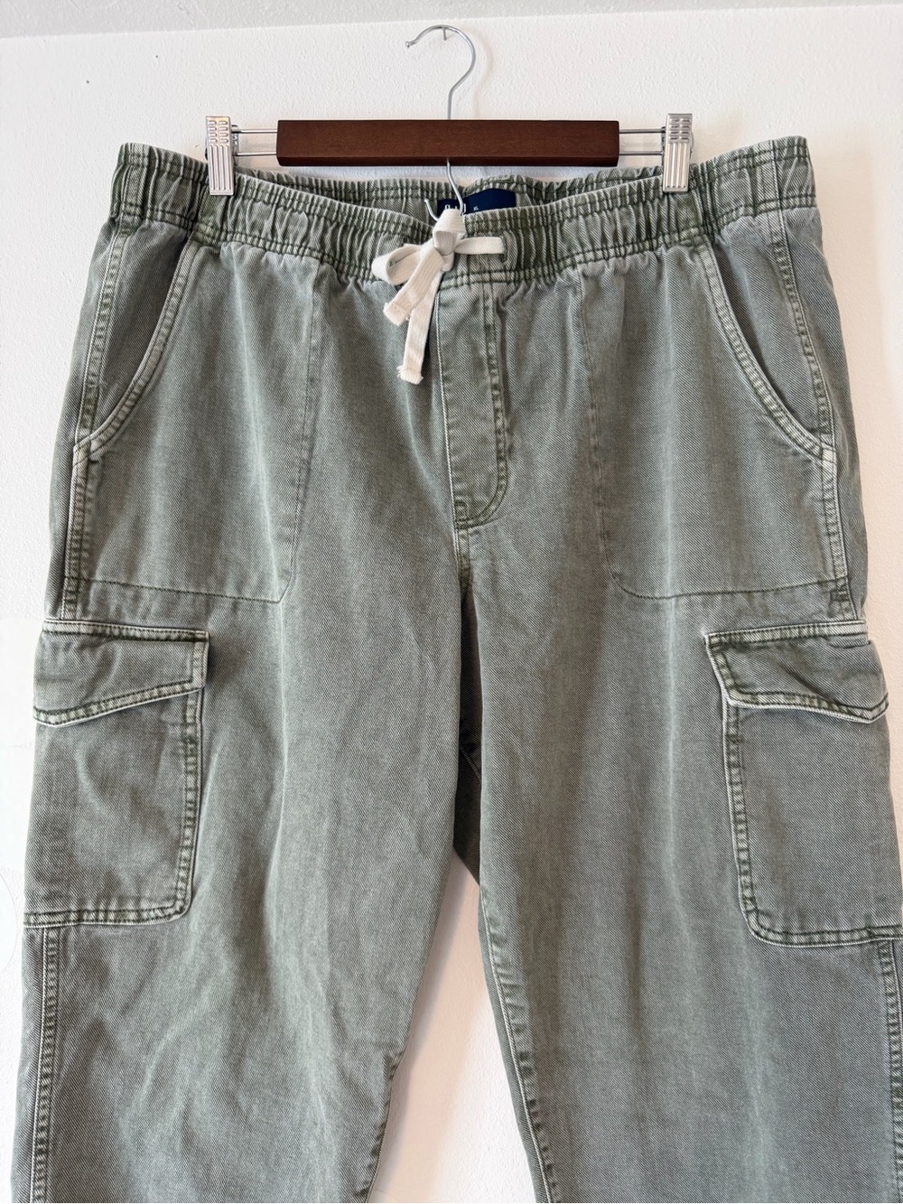 Gap Mid Rise Easy Wide Leg Drawstring 100% Cotton Cargo Pants in Mesculen Green - Picture 6 of 13